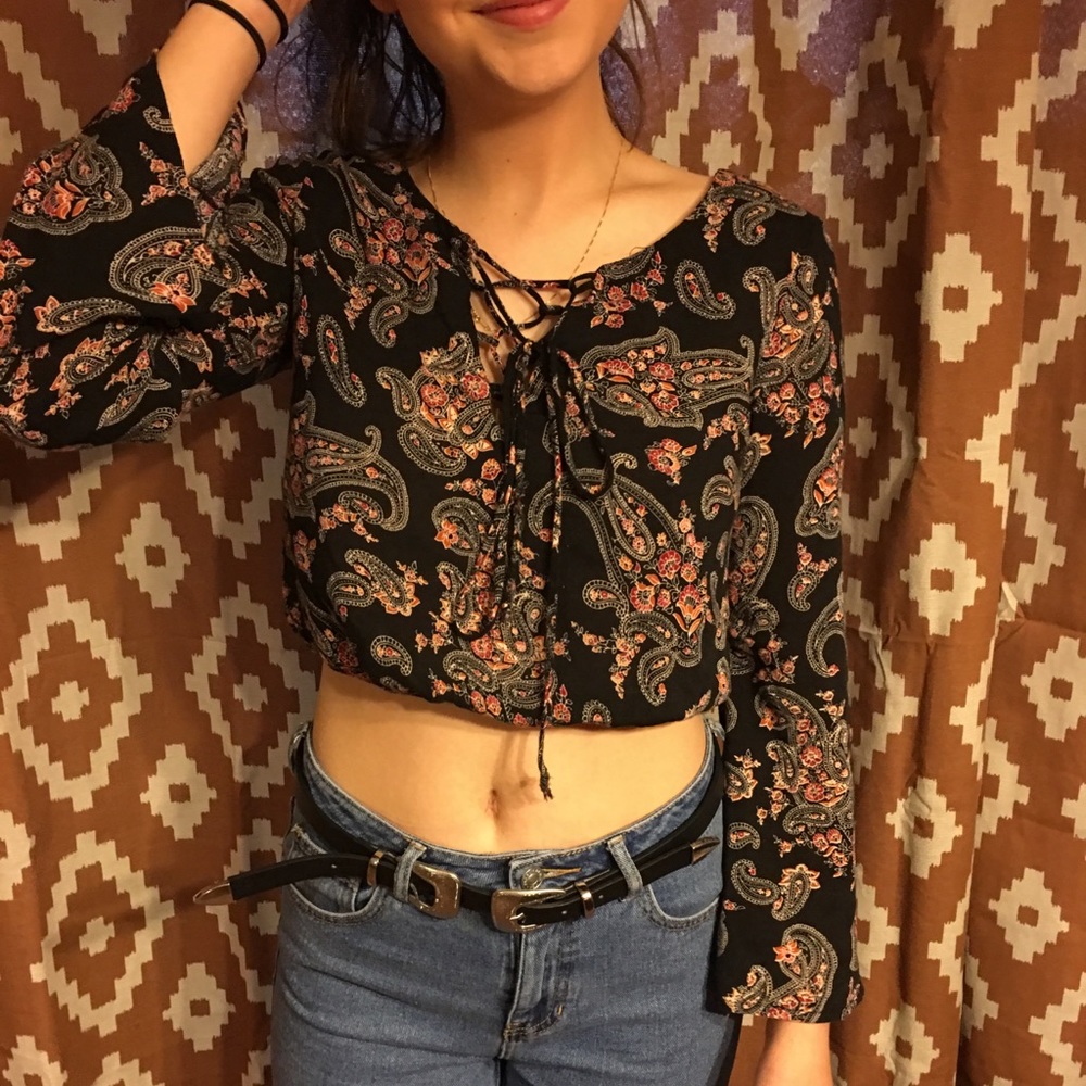 Pacsun bell sleeve